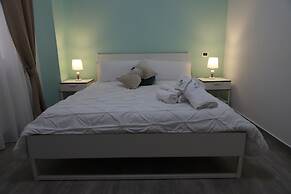 Emerella Luxury Suites-Siderno Lungomare