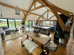 Open Plan Barn Conversion in Herefordshire