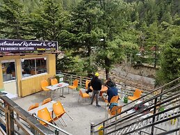 Hotel Shwetambara
