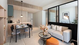 Upside Living - Mint Stay