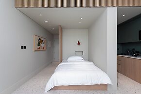 Upside Living - Mint Stay
