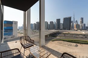Upside Living - Mint Stay