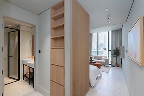 Upside Living - Mint Stay