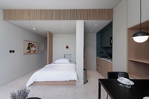 Upside Living - Mint Stay