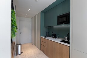 Upside Living - Mint Stay