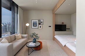 Upside Living - Mint Stay