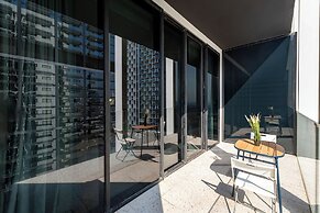 Upside Living - Mint Stay