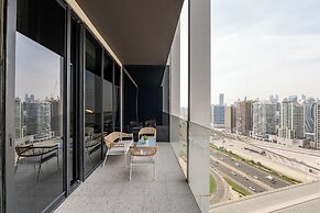 Upside Living - Mint Stay