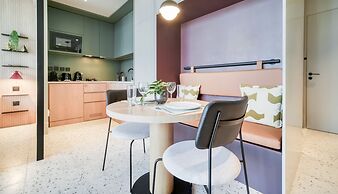 Upside Living - Mint Stay