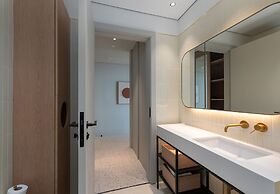 Upside Living - Mint Stay