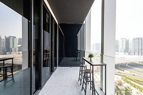 Upside Living - Mint Stay