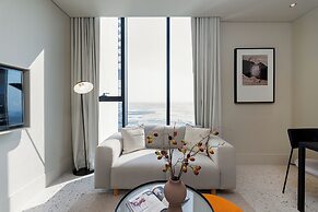 Upside Living - Mint Stay
