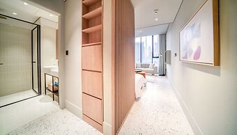 Upside Living - Mint Stay