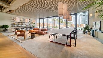 Upside Living - Mint Stay
