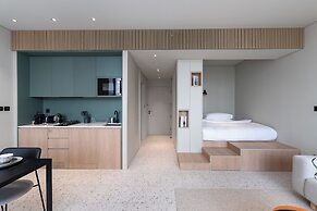 Upside Living - Mint Stay