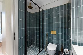 Upside Living - Mint Stay