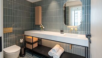 Upside Living - Mint Stay