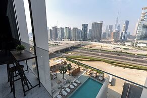 Upside Living - Mint Stay