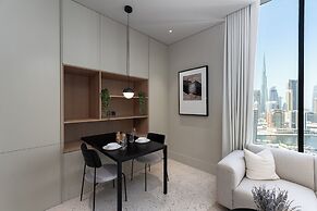 Upside Living - Mint Stay