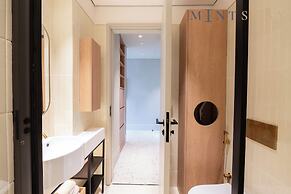 Upside Living - Mint Stay