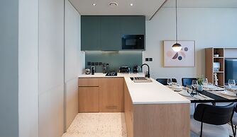 Upside Living - Mint Stay