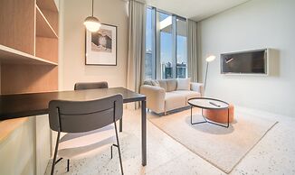 Upside Living - Mint Stay