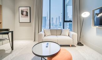 Upside Living - Mint Stay