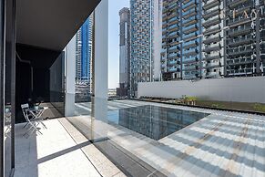 Upside Living - Mint Stay