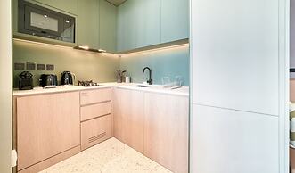 Upside Living - Mint Stay