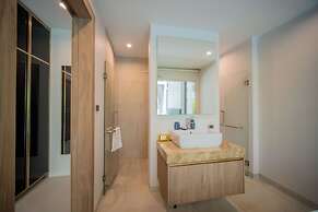 Zenithy 3BR Villa with Pool by NLA