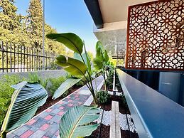 Grand Diker Port Residence