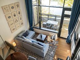 Elegant Nature Retreat