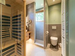 Belvilla Tree Lodge With Terrace