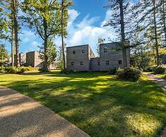 Family Retreat With Pools