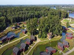 Bayleaf: Nature's Escape
