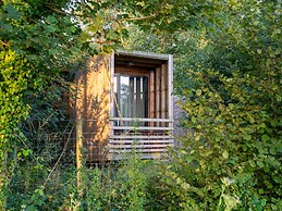 Treetop Tranquility Stay