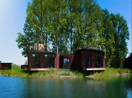 Relaxing Bungalow Stay