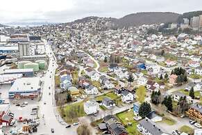 Arctic Apartment Modern 3-bed House in Tromso