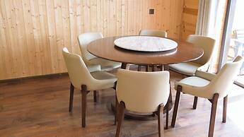 Energy Hills Resort