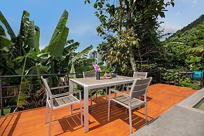 Designer 4BR Pool Villa Gentle Breeze