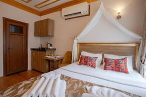 April Story Apart Hotel