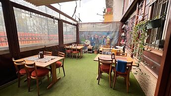 April Story Apart Hotel