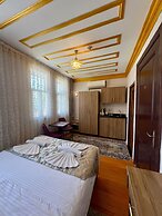 April Story Apart Hotel