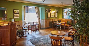 Craigside Manor