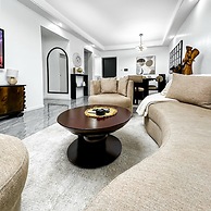 Da'Bryl Luxury Suites