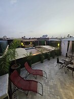 Riad Awatif le 36