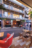 Soho SeaFront Suites