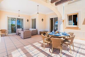 Villa Monte Rei Golf