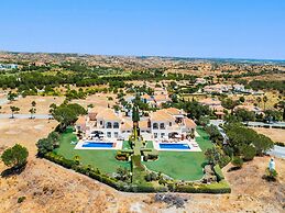 Villa Monte Rei Golf