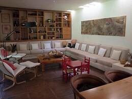 Zapote House